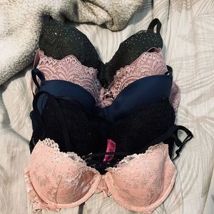 5 32D NWOT La Senza bras